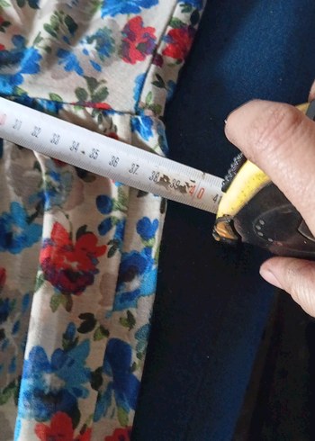 Çiçek Desenli Straplez Kadın Tulum - Görsel 6