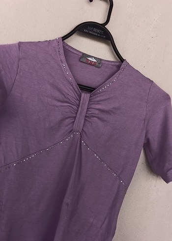 Mor V Yakalı Kız Çocuk Keten Tişört - Görsel 2