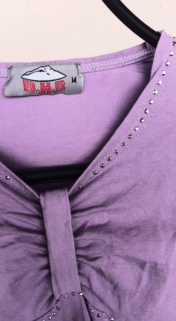 Mor V Yakalı Kız Çocuk Keten Tişört - Görsel 3