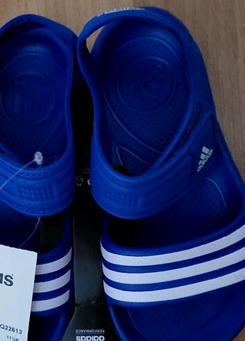 Adidas Orijinal Adidas erkek çoçuk sandaleti