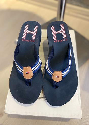 Tommy Hilfiger Parmak Arası Terlik