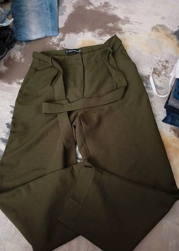 Kemerli Haki Kadın Kumaş Pantolon
