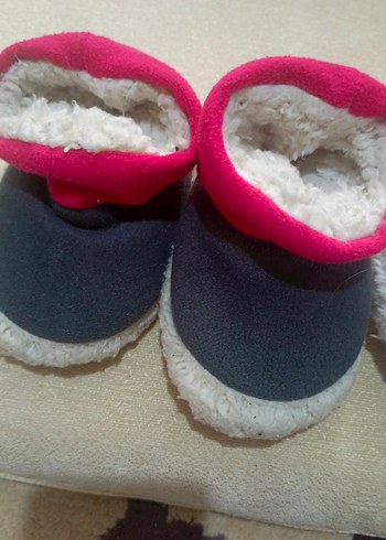 Kızlar için Beyaz Nakışlı Sıcak Ev Terliği - Görsel 3