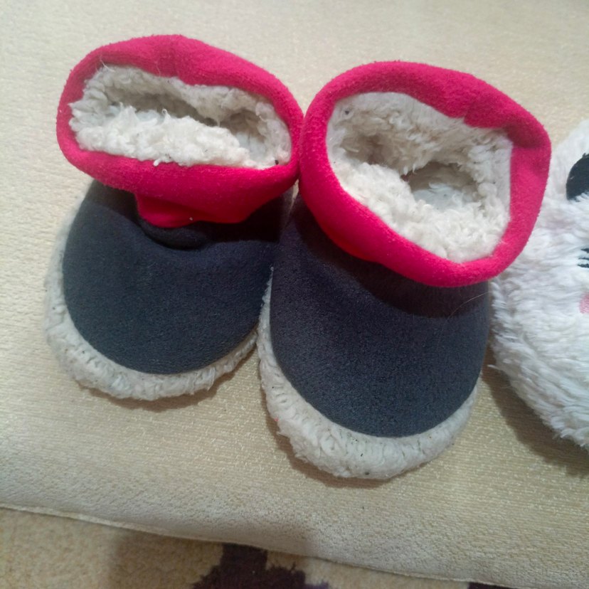 Kızlar için Beyaz Nakışlı Sıcak Ev Terliği - Görsel 3