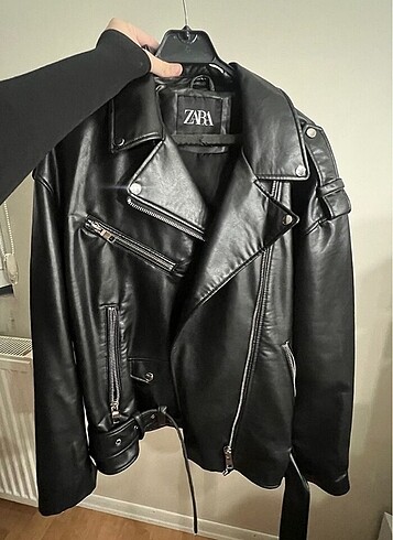 l Beden siyah Renk Zara Suni Deri Biker ceket