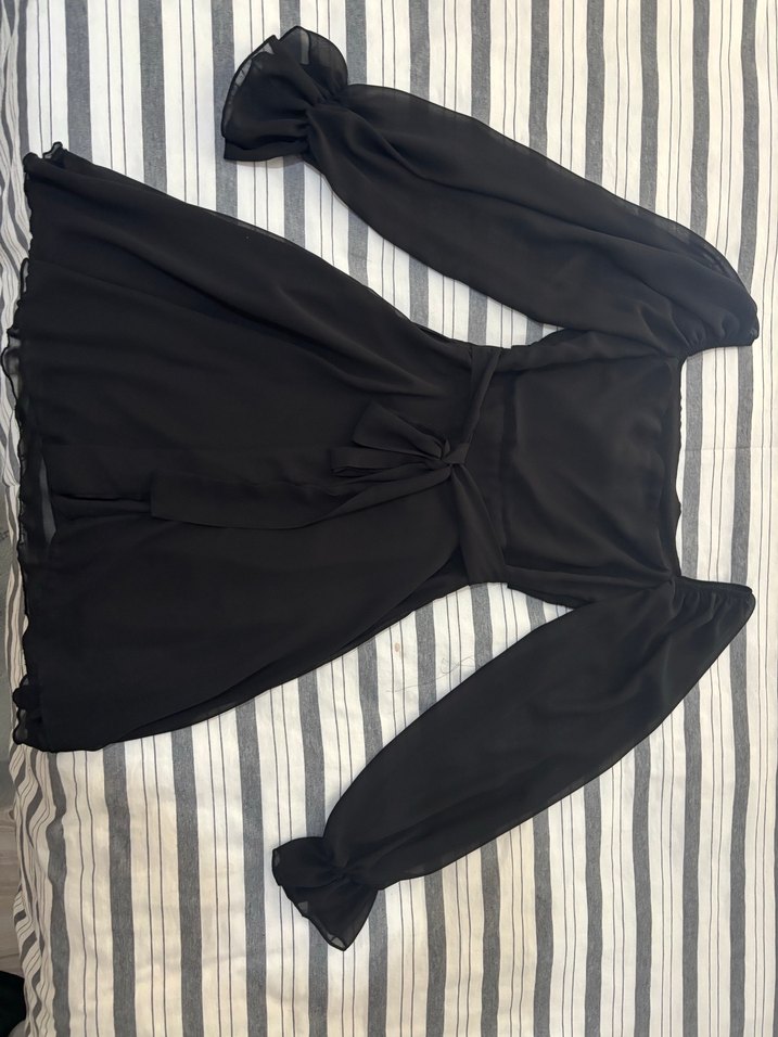 Uzun Kollu Siyah Mini Mezuniyet Elbisesi - Görsel 2