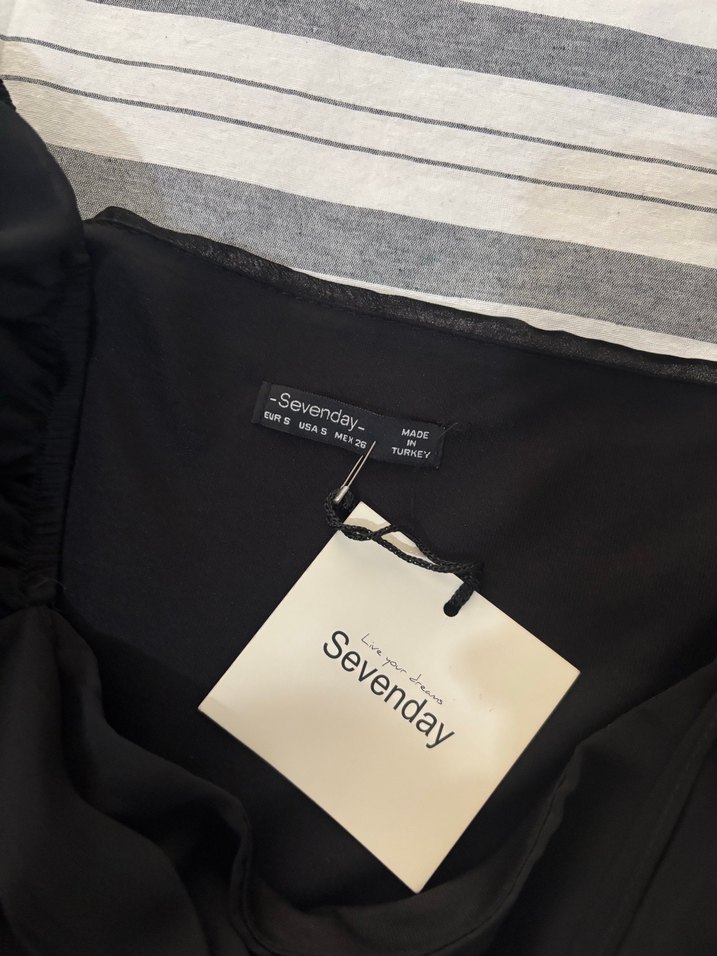 Uzun Kollu Siyah Mini Mezuniyet Elbisesi - Görsel 4