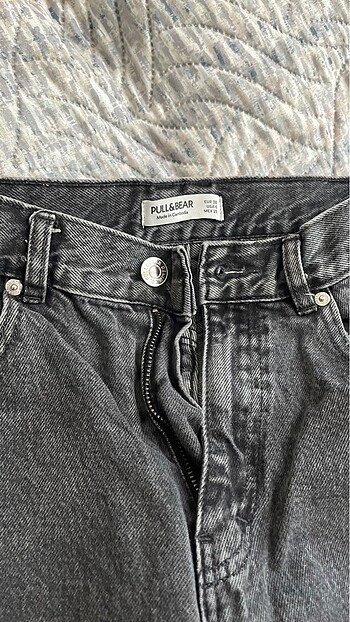 Pull and Bear Pull and bear mom jean