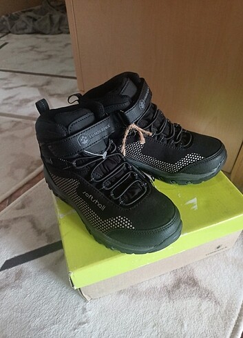 Sıfır etiketli #Lumberjack# soft #Shell# su geçirmez bot#