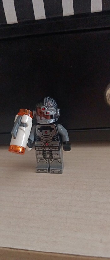 Dc Cyborg