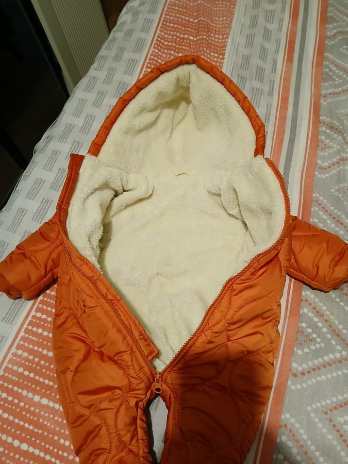 Kız Bebek Turuncu Kürklü Tulumu - Görsel 3