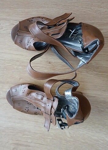 Topuklu sandalet - Görsel 4