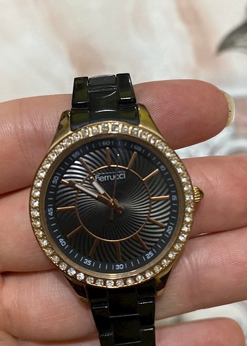 Ferrucci Siyah Parlak Taşlı Kadın Kol Saati