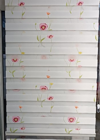 Çiçek Desenli Çok Renkli Zebra Perde - Görsel 2