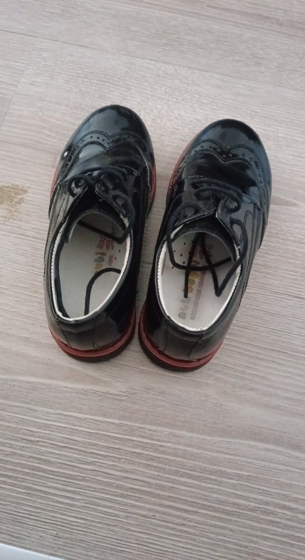 Parlak Siyah Erkek Çocuk Özel Ayakkabı - Görsel 3