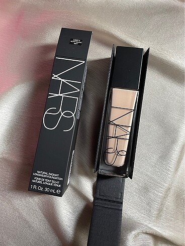 Nars Nars fondöten