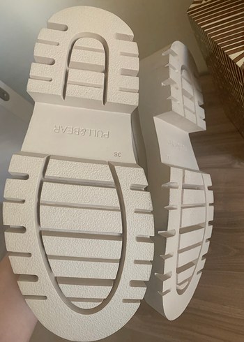 38 Beden Stradivarius Beyaz Deri Platform Topuklu Kadın Bot