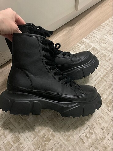 38 Beden siyah Renk Zara 38