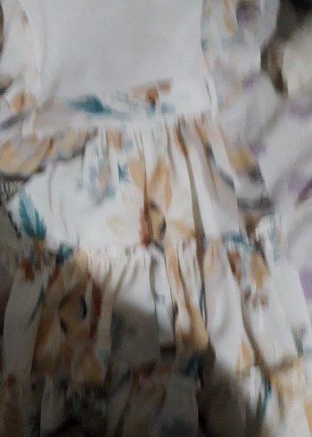 Zara Kız Çocuk Beyaz V Yaka Fırfırlı Elbise