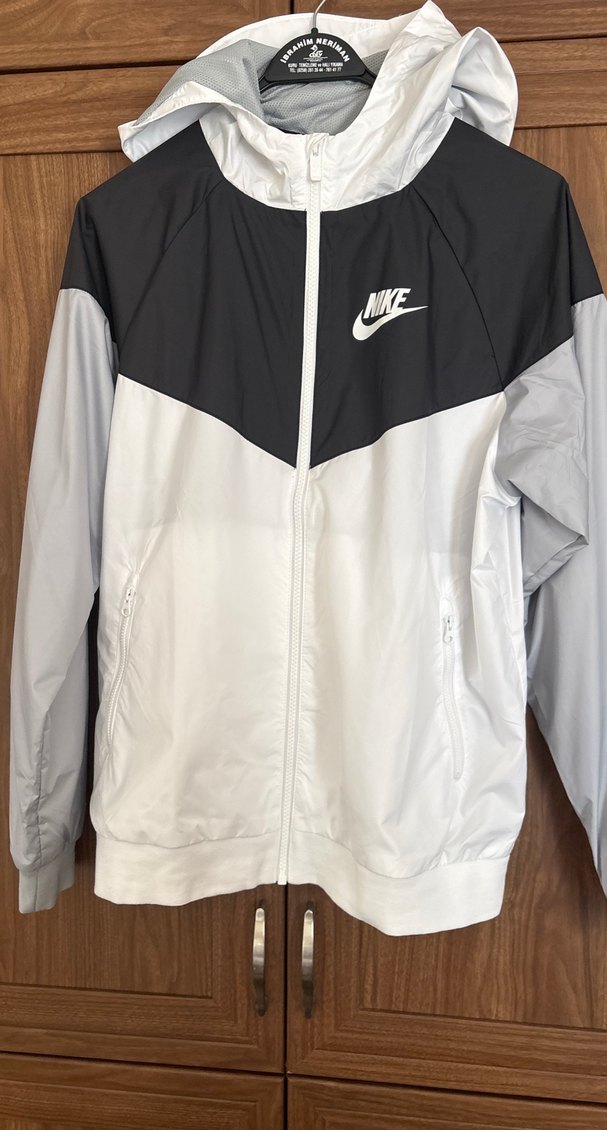 Nike Erkek Beyaz Gri Kapüşonlu Yağmurluk - Görsel 5