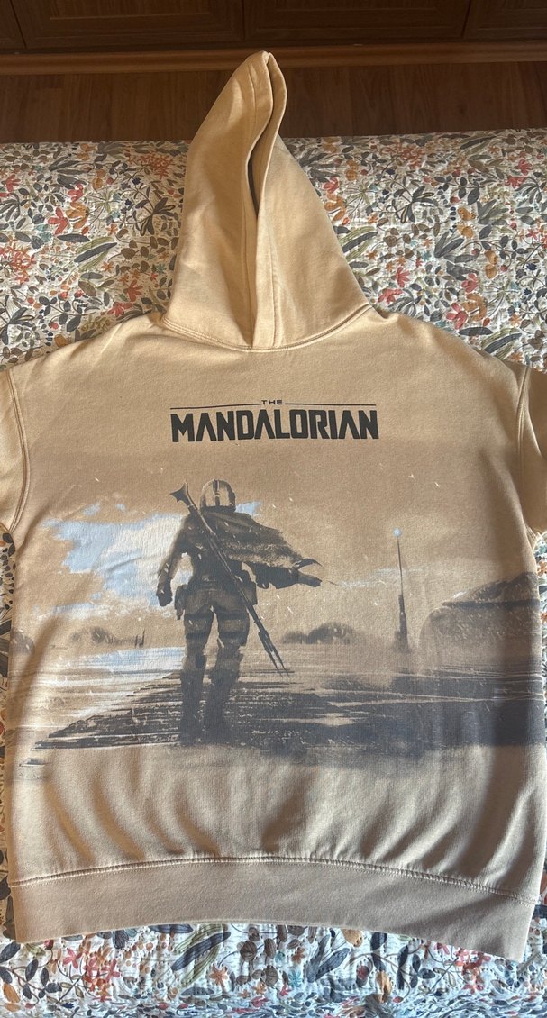Bej Kapüşonlu Mandalorian Baskılı Sweatshirt - Görsel 2