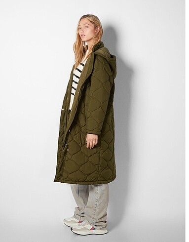 Bershka Kapitone Haki Mont