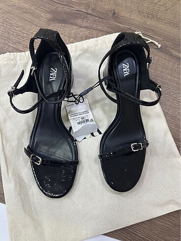 Zara Topuklu Ayakkabı