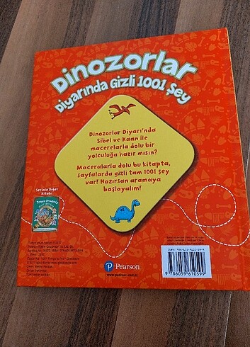 Beden Renk ÜÇ KITAP BI ARADA