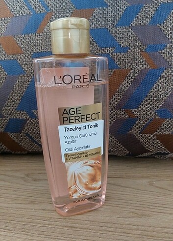 L'Oréal Paris TAZELEYİCİ TONIK