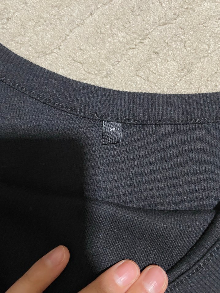 Siyah Kadın Uzun Kollu V Yaka Bluz - Görsel 3