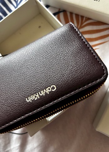 Calvin Klein Siyah Deri Fermuarlı Kadın Cüzdanı - Görsel 3