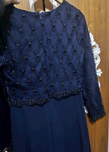 Nakışlı ve Boncuk İşlemeli Lacivert Uzun Abiye Elbise - Görsel 4