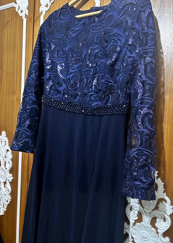 Nakışlı ve Boncuk İşlemeli Lacivert Uzun Abiye Elbise - Görsel 8