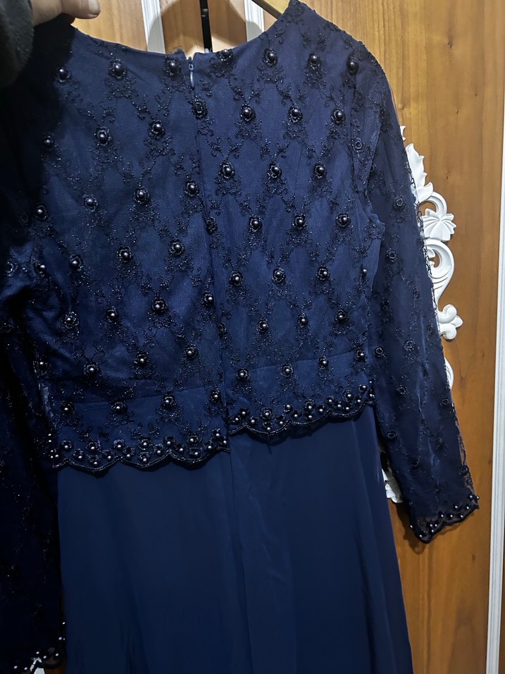 Nakışlı ve Boncuk İşlemeli Lacivert Uzun Abiye Elbise - Görsel 4