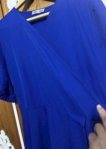 Mavi V Yakalı Salaş Uzun Elbise - Görsel 5