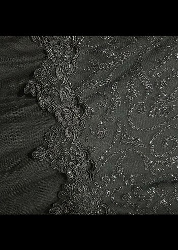 Siyah Dantel Detaylı Uzun Kollu Uzun Elbise - Görsel 4