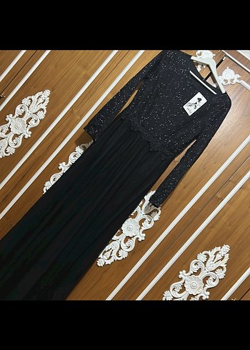 Siyah Dantel Detaylı Uzun Kollu Uzun Elbise - Görsel 3