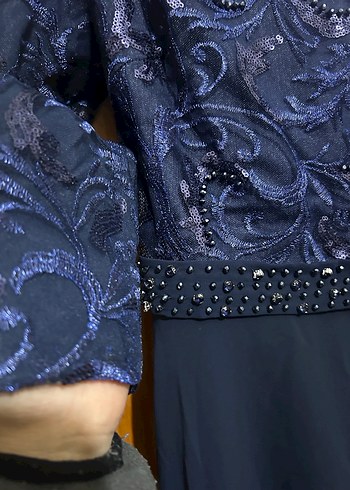 Kadın Lacivert Uzun Kollu Nakışlı Abiye Elbise - Görsel 7