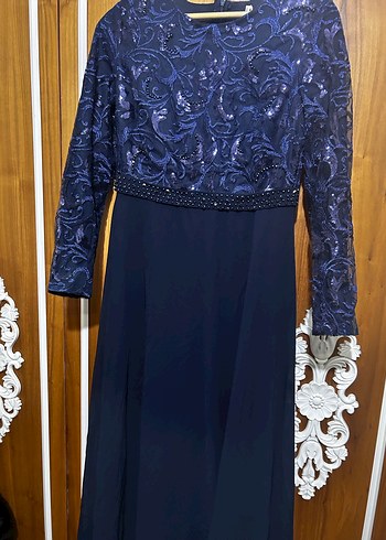 Kadın Lacivert Uzun Kollu Nakışlı Abiye Elbise - Görsel 8