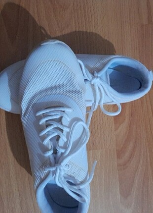 Spor ayakkabi