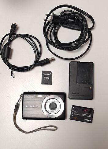 Casio 7 megapiksel fotoğraf makinesi 
