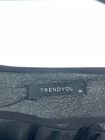 36 Beden siyah Renk Trendyol & Milla Midi Etek %70 İndirimli.