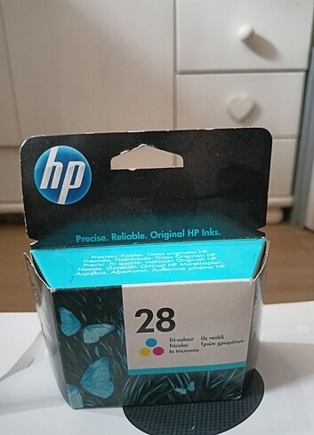 HP 28 color renkli kartuş 