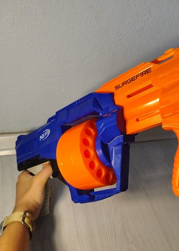 Beden Nerf N-Strike Elite Surgefire