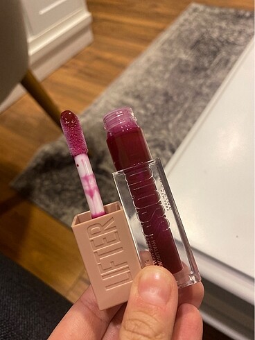 Maybelline lifter gloss