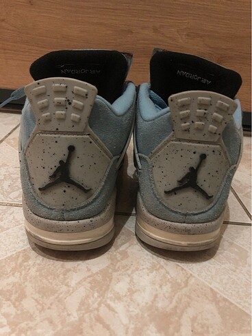 Nike air jordan 4 blue