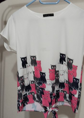 Beyaz Bağlamalı Baskılı Kedi Desenli Tişört - Görsel 3