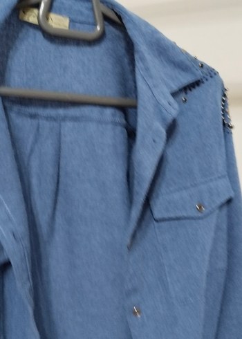 Düğmeli Gri Denim Kadın Gömlek - Görsel 4