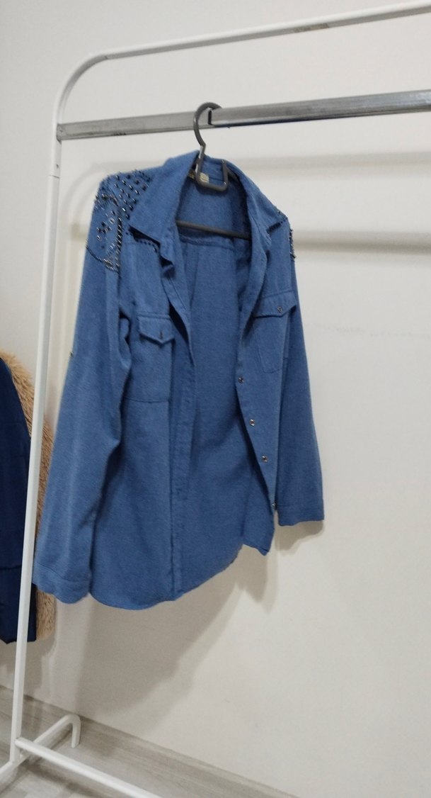 Düğmeli Gri Denim Kadın Gömlek - Görsel 5