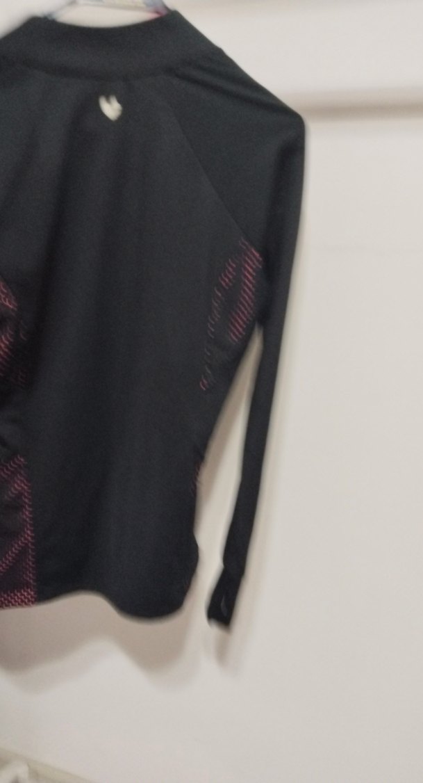 Siyah Fermuarlı Yüksek Yakalı Kadın Spor Ceket - Görsel 4